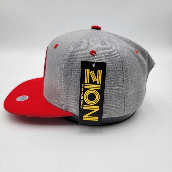 Hecho en Mexico Hat Cap Snap Back Gray Red Embroidered Patch Mens Mexican Pride - Picture 2 of 7